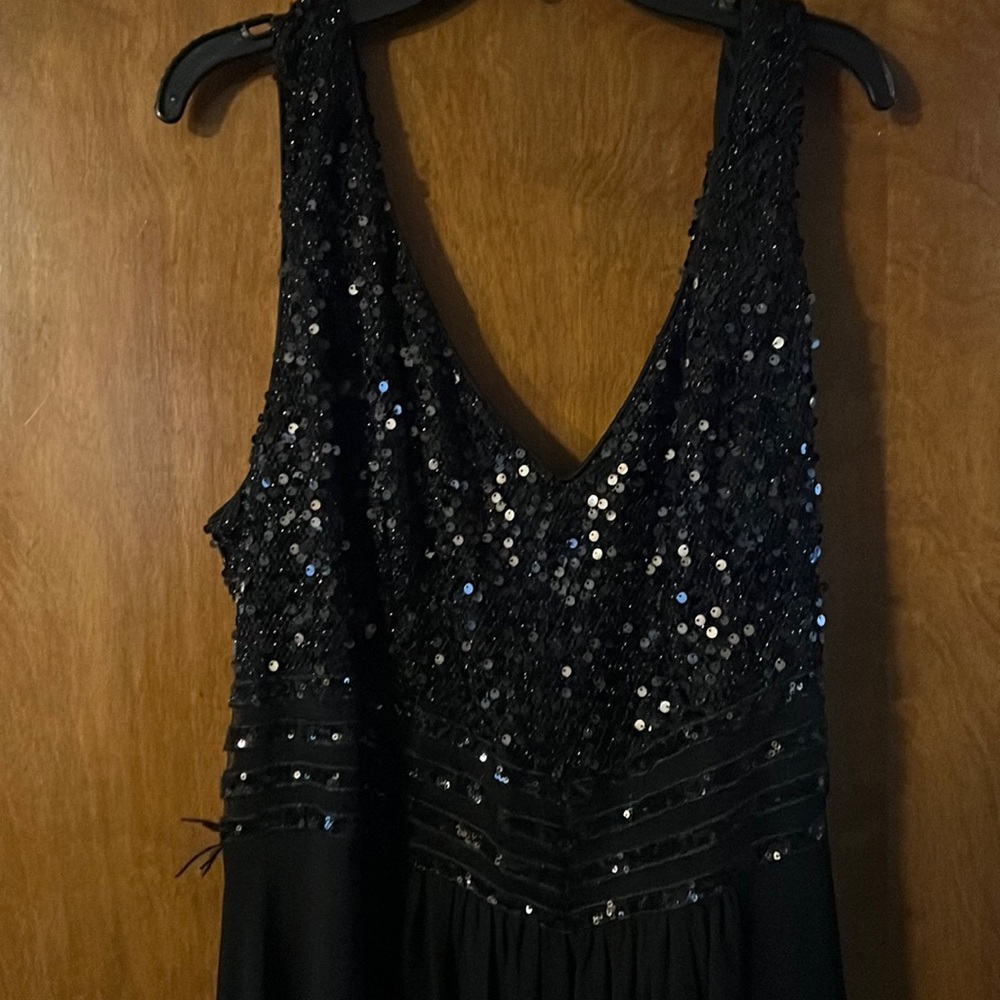 Ever-Pretty Women's Elegant V-Neck Sequin Plus Size Formal Evening Dresses 0410